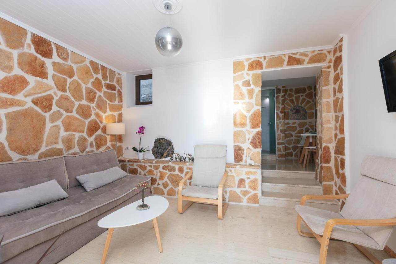 Annaview Apartments & Suites Плакиас Экстерьер фото
